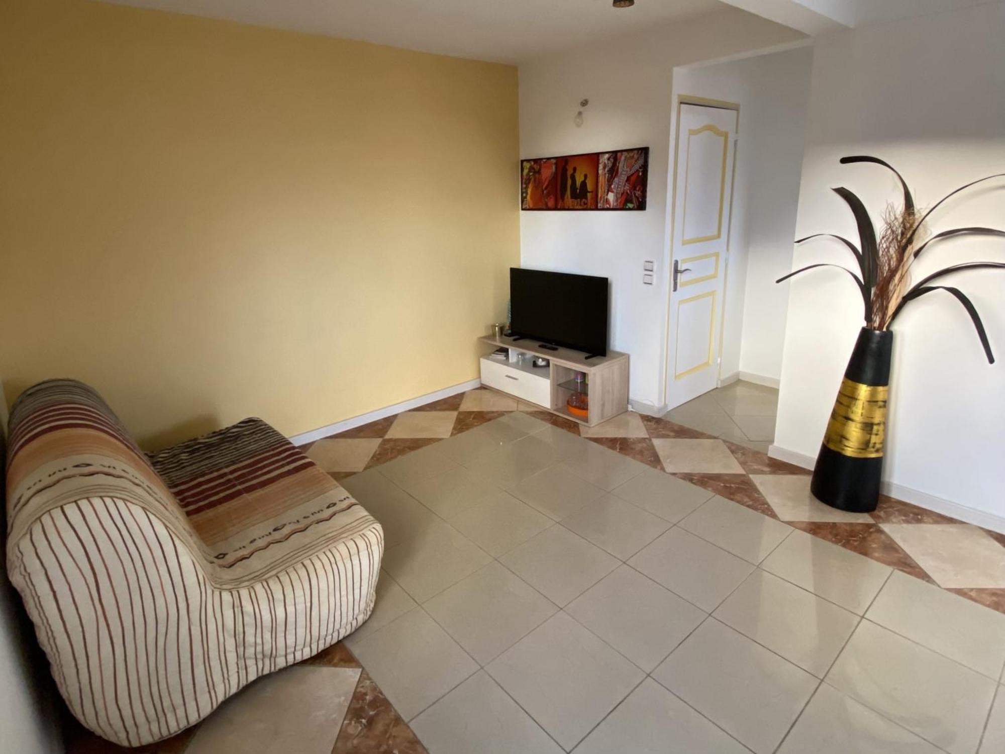 Appartement T2 - Vue Campagne Ле-Роберт Екстер'єр фото